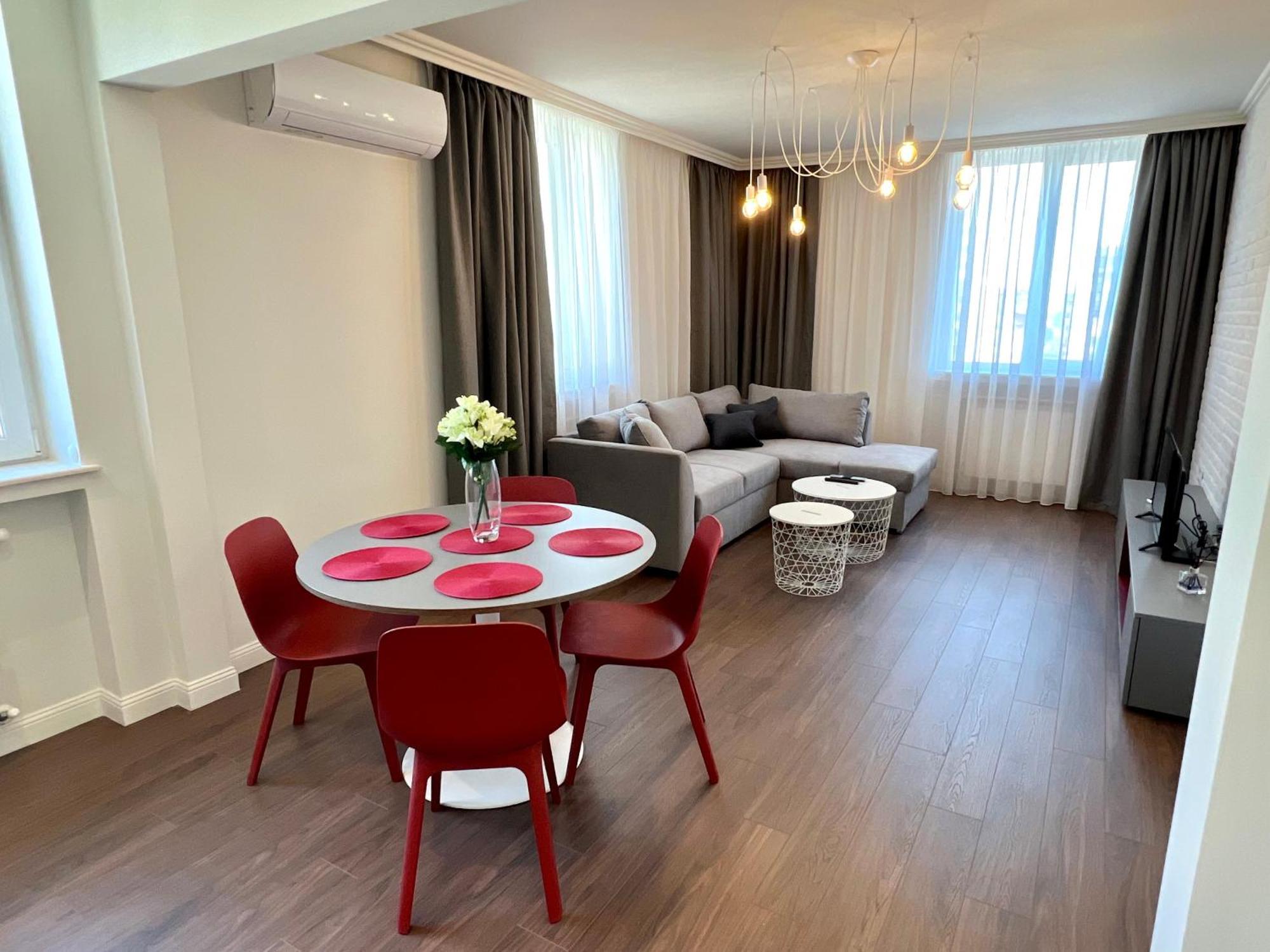 Location ! Location ! Location ! City Garden View Apartment Sofya Dış mekan fotoğraf
